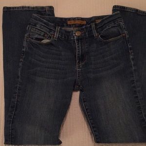 Seven 7 jeans 4 x30 EUC with hem fray